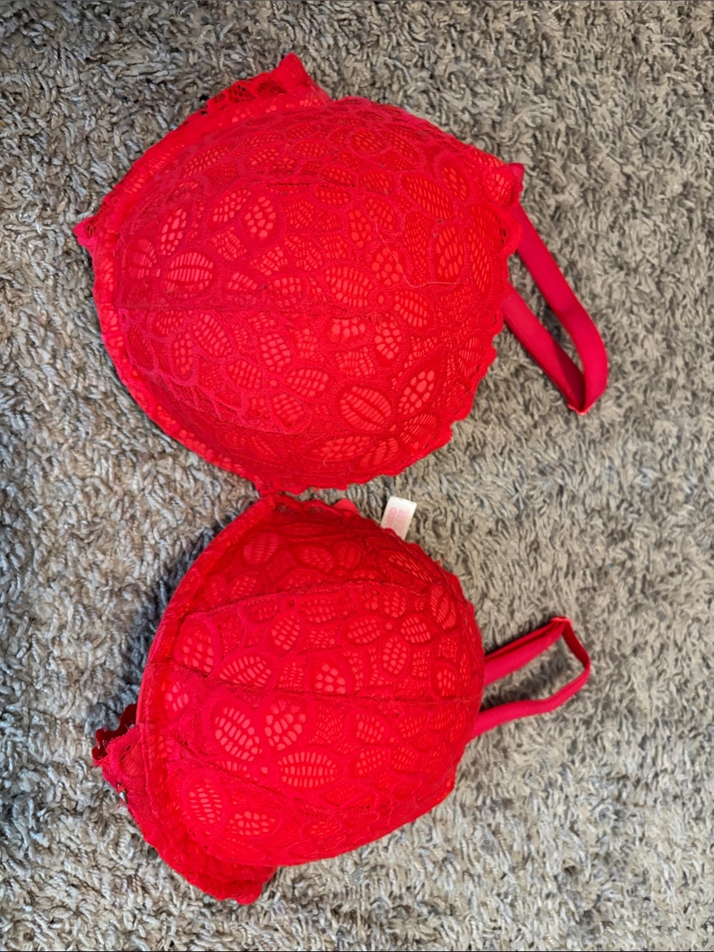 PINK Victoria's Secret Red Lace Padded Bra